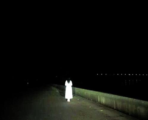 自从那个女人去世后,我们村子经历的那些恐怖的夜晚!