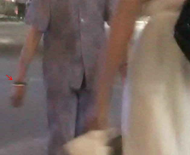 怪阿婆在镜头下消失