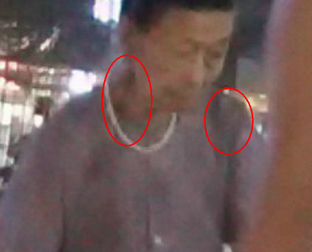 怪阿婆在镜头下消失