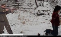 转帖老照片,请问这个女人是什么人啊?