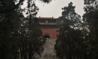 明十三陵-定陵(清明遇奇事)