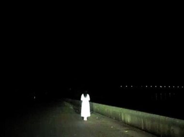 自从那个女人去世后,我们村子经历的那些恐怖的夜晚!