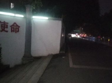 玉带河附近的土地神