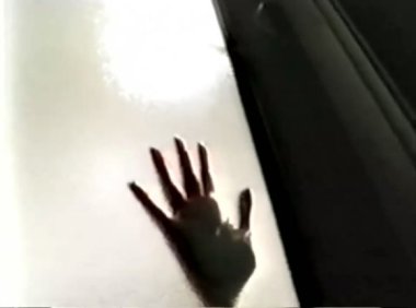 蚊帐上的血手印——听我老爹讲的家族里的灵异往事之一