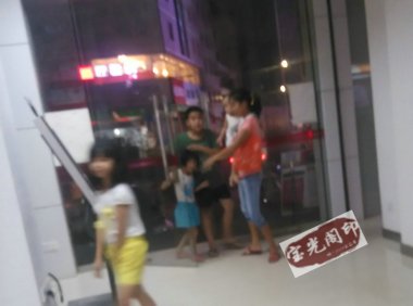 灵异图片:没眼睛的孩子们(中国联通营业部灵异之二)